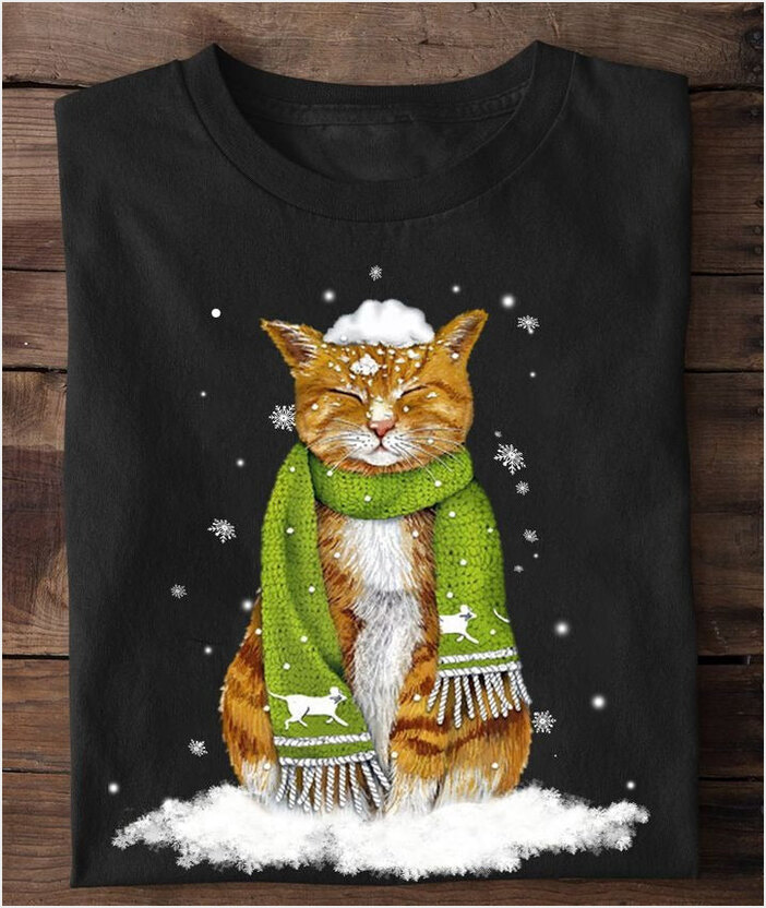 Cat With Scarf Winter Snow T-Shirt Cute Cat Graphic Tee Shirt Christmas Birthday Gift Ideas