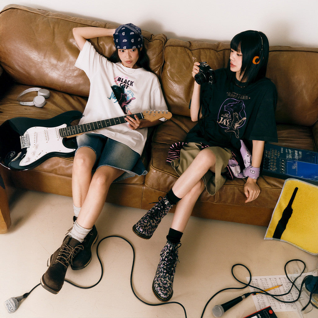 Enhypen Artist Made Merch Black Cat Jay's Family T-Shirt Gifts For Besties