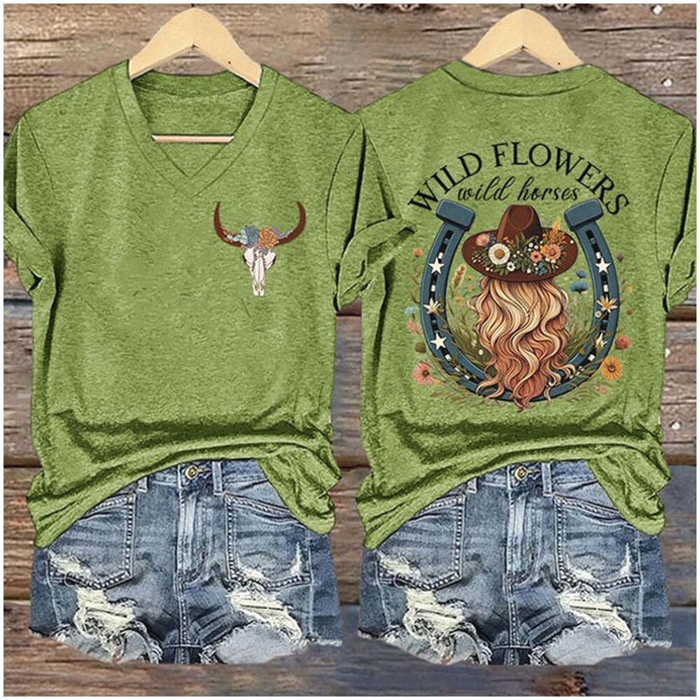 Lainey Wilson Merch Wild Flowers And Wild Horses Lainey Wilson V-neck T-Shirt Fan Gifts