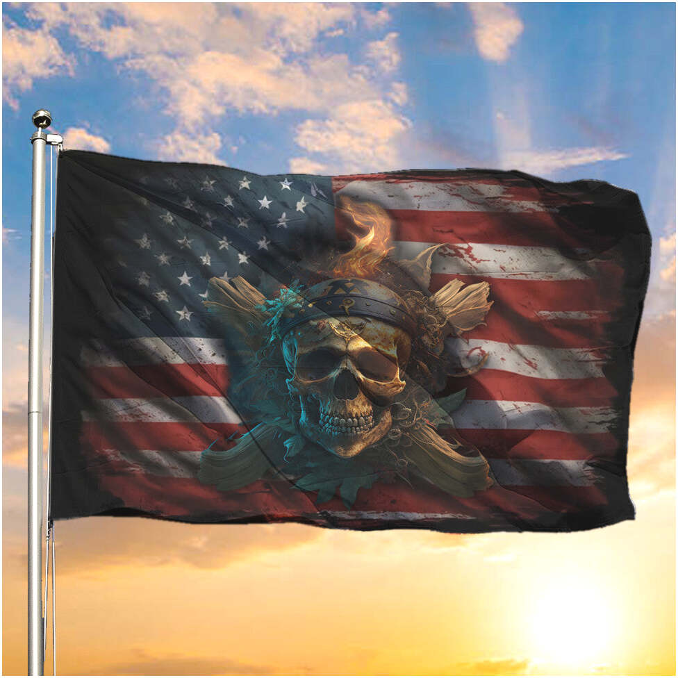 Pirate Skull American Flag Vintage Old Retro Patriotic Cool Pirate Flag Decor Gifts For BFF