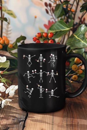Skeleton Dancing with Hallo Wine Halloween Party Shirt Mug