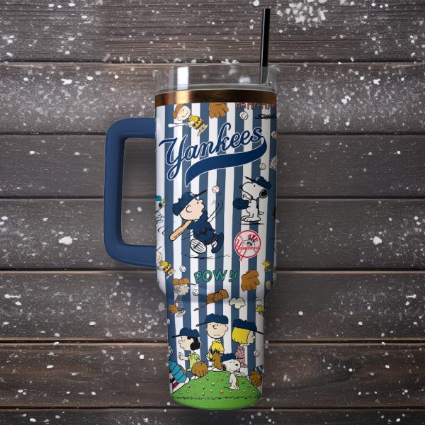 New York Yankees x Peanuts MLB Sports Custom Stanley Quencher 30oz-40oz Stainless Steel Tumbler Hot And Cold Tumbler - Image 3