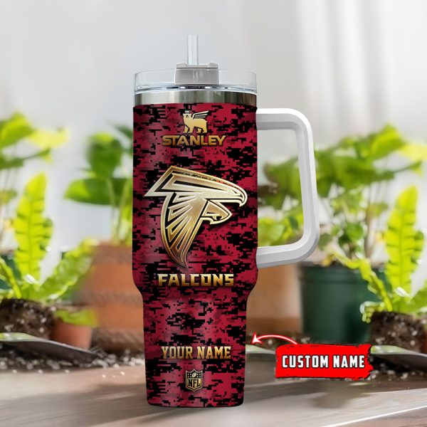 Atlanta Falcons NFL Camouflage Golden Logo Custom Stanley Quencher 30oz-40oz Stainless Steel Tumbler Hot And Cold Tumbler - Image 2