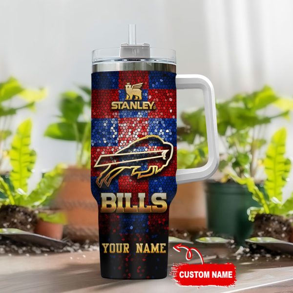 Buffalo Bills NFL Glitter Golden Logo Custom Stanley Quencher 30oz-40oz Stainless Steel Tumbler Hot And Cold Tumbler - Image 2