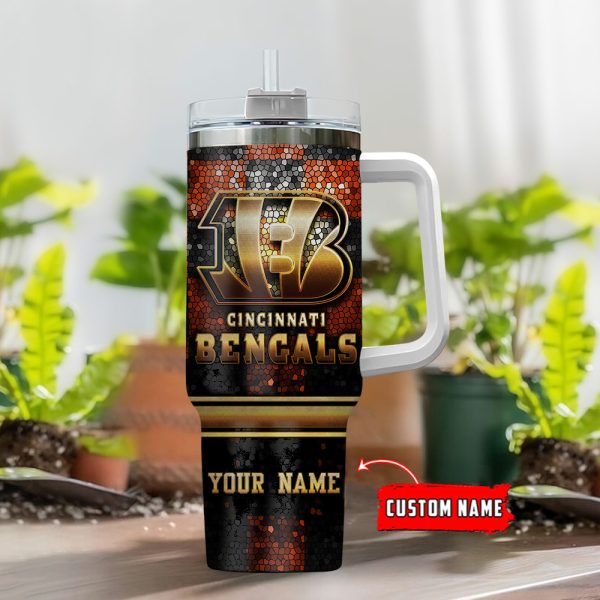 Cincinnati Bengals NFL Glitter Golden Logo Custom Stanley Quencher 30oz-40oz Stainless Steel Tumbler Hot And Cold Tumbler - Image 2