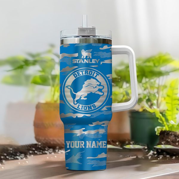 Detroit Lions NFL Camo Pattern Custom Stanley Quencher 30oz-40oz Stainless Steel Tumbler Hot And Cold Tumbler - Image 2