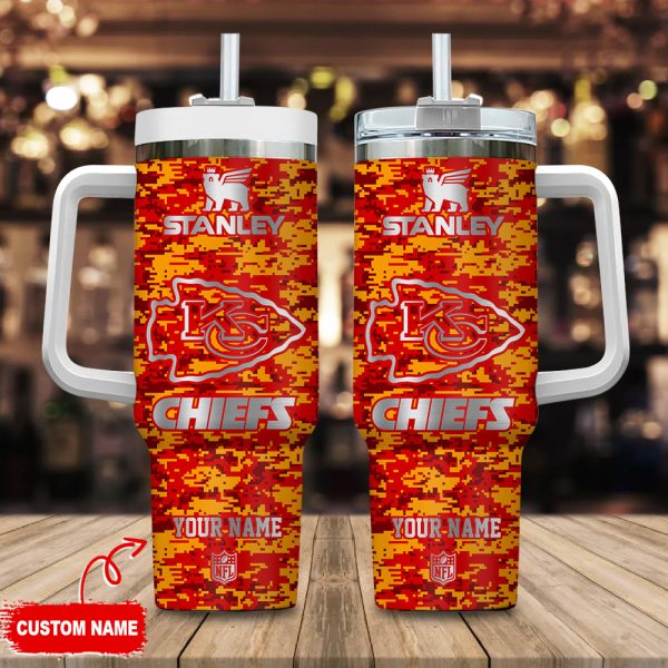 Kansas City Chiefs NFL Camouflage Silver Logo Custom Stanley Quencher 30oz-40oz Stainless Steel Tumbler Hot And Cold Tumbler