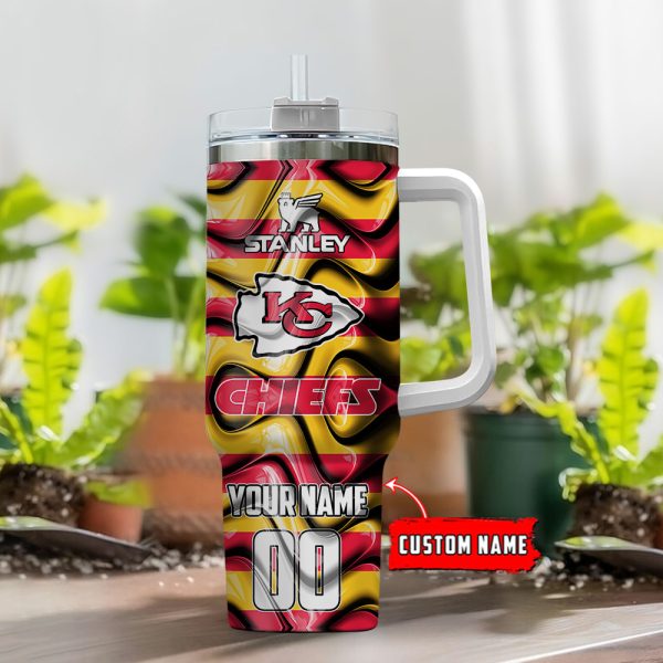 Kansas City Chiefs NFL Custom Stanley Quencher 30oz-40oz Stainless Steel Tumbler Hot And Cold Tumbler - Image 2