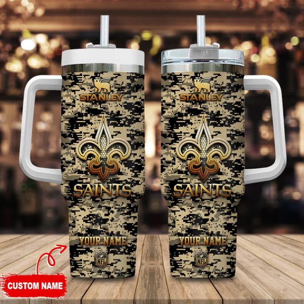 New Orleans Saints NFL Camouflage Golden Logo Custom Stanley Quencher 30oz-40oz Stainless Steel Tumbler Hot And Cold Tumbler