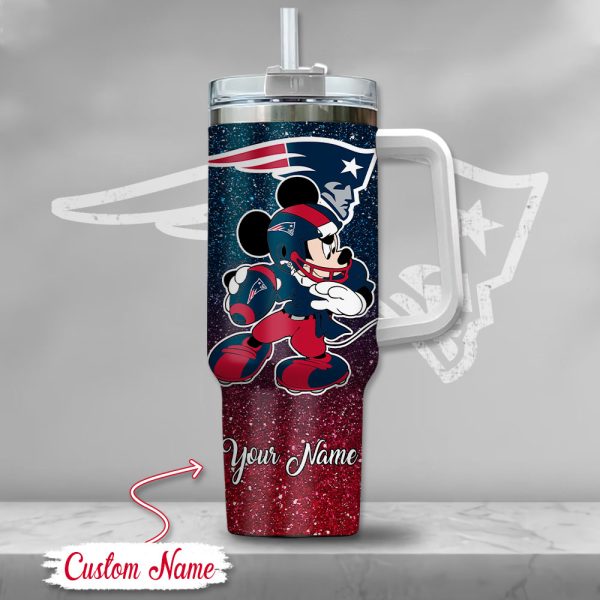 New England Patriots NFL Mickey Mouse Glitter Custom Stanley Quencher 30oz-40oz Stainless Steel Tumbler Hot And Cold Tumbler - Image 2