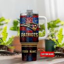 New England Patriots NFL Glitter Golden Logo Custom Stanley Quencher 30oz-40oz Stainless Steel Tumbler Hot And Cold Tumbler