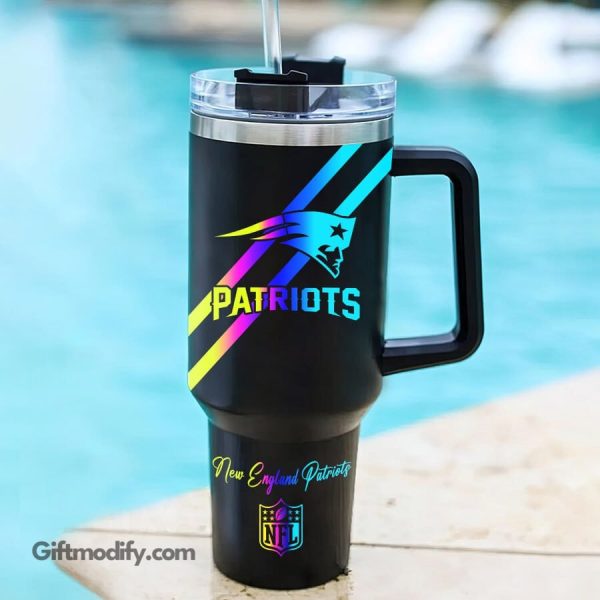 New England Patriots NFL Hologram Logo Custom Stanley Quencher 30oz-40oz Stainless Steel Tumbler Hot And Cold Tumbler - Image 2
