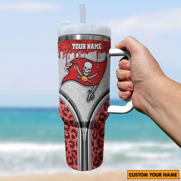 Tampa Bay Buccaneers NFL Glitter Leopard Print Custom Stanley Quencher 30oz-40oz Stainless Steel Tumbler Hot And Cold Tumbler - Image 2