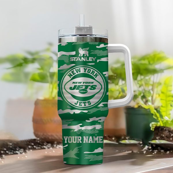 New York Jets NFL Camo Pattern Custom Stanley Quencher 30oz-40oz Stainless Steel Tumbler Hot And Cold Tumbler - Image 2