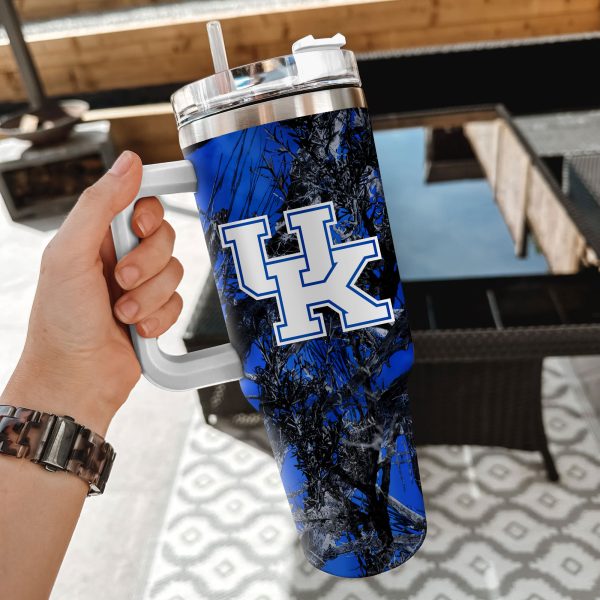 Kentucky Wildcats NCAA Hunting Custom Stanley Quencher 30oz-40oz Stainless Steel Tumbler Hot And Cold Tumbler - Image 2
