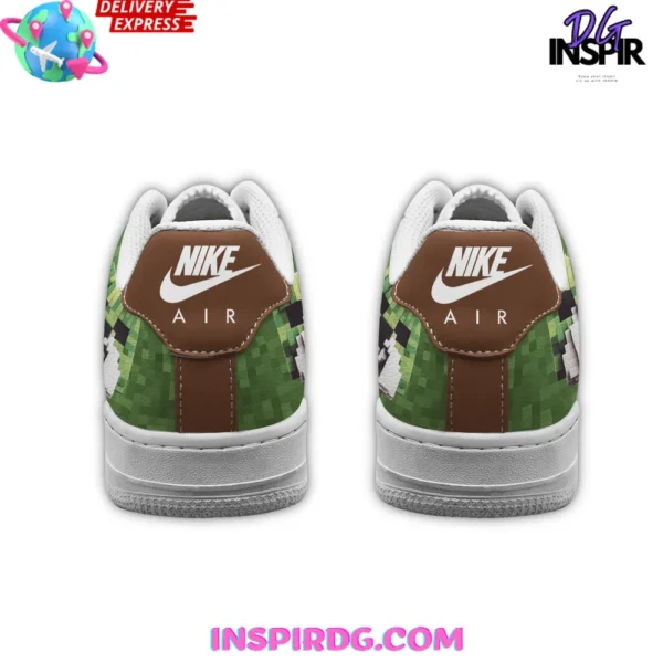 Georgia Bulldogs x Minecraft Limited Edition Air Force 1 Sneakers - Image 4