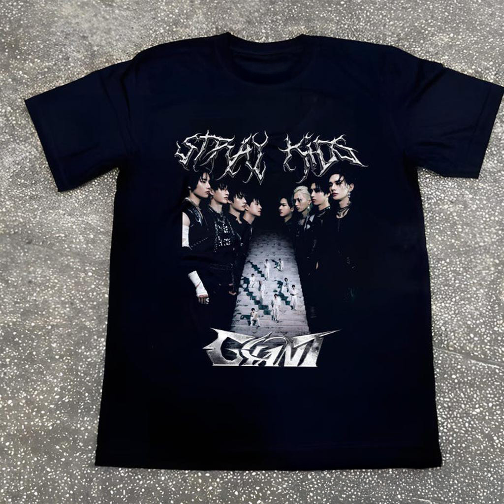 Stray Kids Giant T-Shirt Stray Kids Dominate World Tour Shirt Stray Kids World Tour